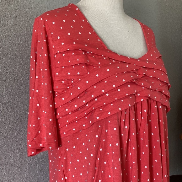 New Plus Size Jessica London Pleated Tunic top - Picture 3 of 7